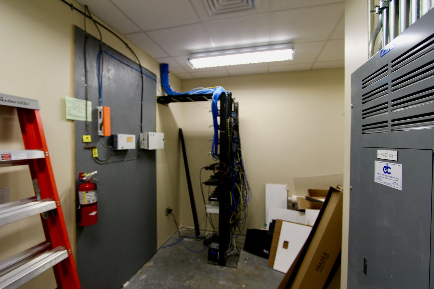 Class A Office/Medical : 2 Southern Point Pkwy, Hattiesburg, MS 39401